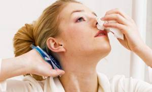 Перелом носа: признаки, симптомы, лечение, первая помощь