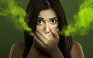 Плохая гигиена полости рта, зубов: распространенная причина неприятного запаха изо рта