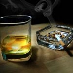 вредные привычки могут стать причиной образований в гортани