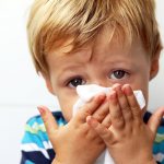 Prolonged runny nose in a child symptoms