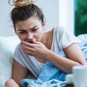 Желтая мокрота при кашле: причины образования, диагностика и методы лечения